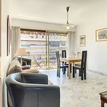 Two-bed Sea View 100 Meters To The Beaches In Daire *