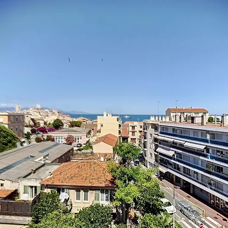 Appartement Two-bed Sea View 100 Meters To The Beaches In Antibes