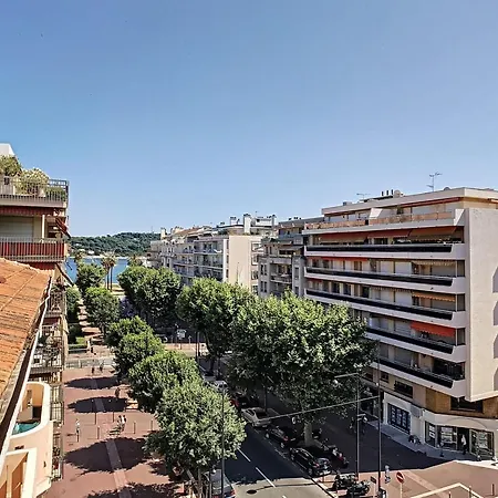 Two-bed Sea View 100 Meters To The Beaches In * Antibes