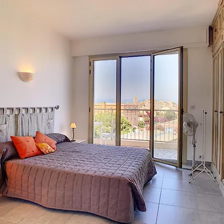Two-bed Sea View 100 Meters To The Beaches In * Antibes